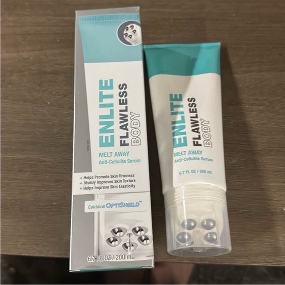 Enlite Flawless Body Melt Away Anti-Cellulite Serum - Picture 1 of 2
